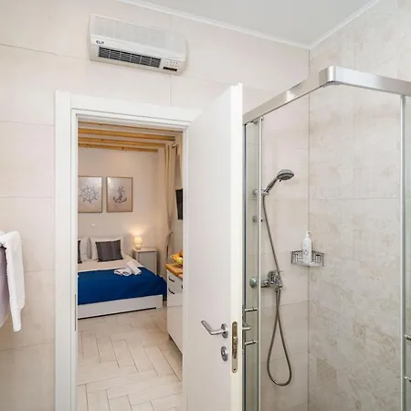 Seventyseven 77 Seventyseven * Dubrovnik