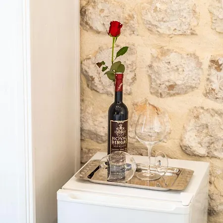 Seventyseven 77 Seventyseven Ragusa