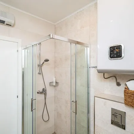 Seventyseven 77 Seventyseven